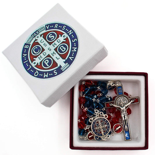 Rozenkrans kristal met Sint Benedictus kruis